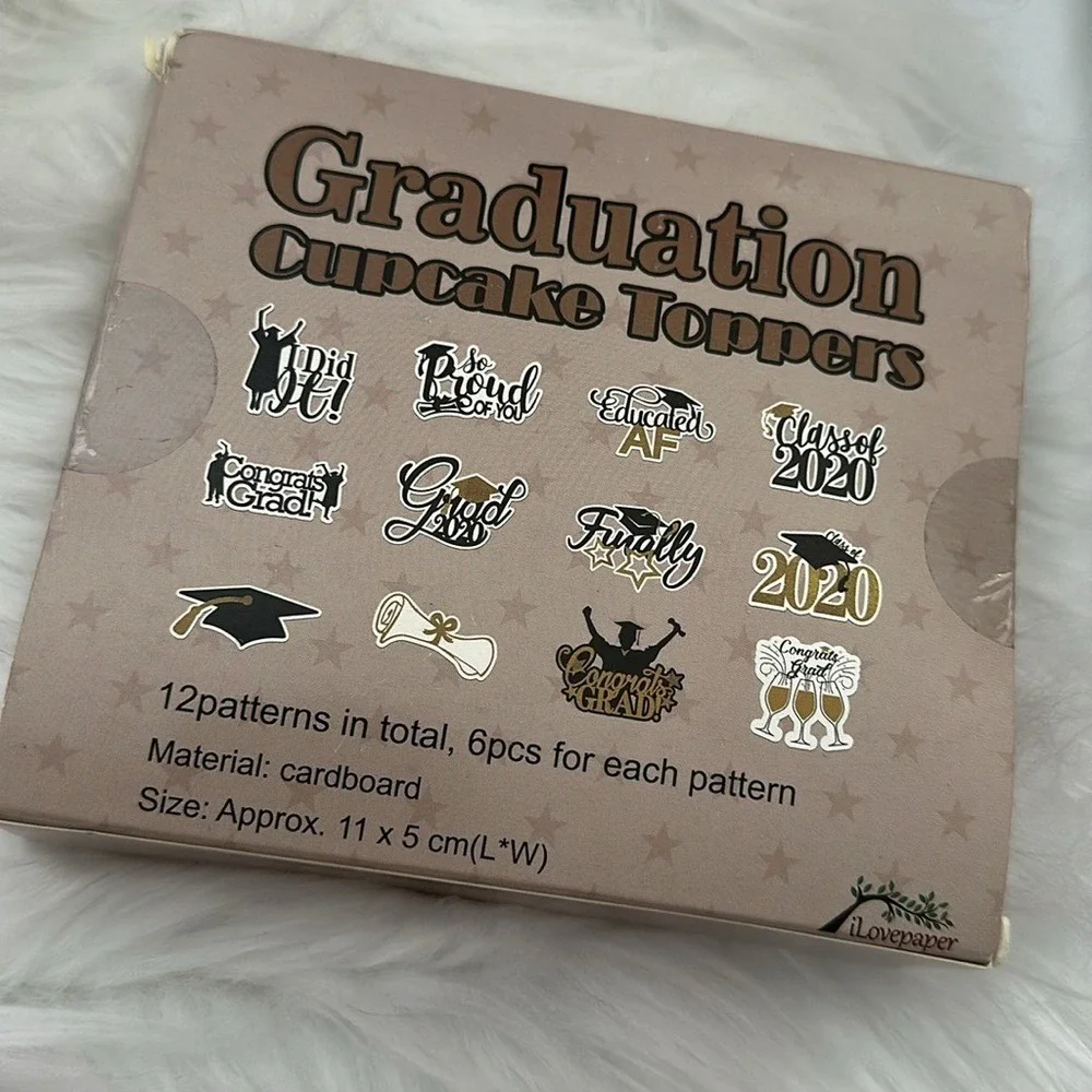 iLovepaper 72pc Graduation Cupcake Toppers Class of 2020 Black Gold Party Decor